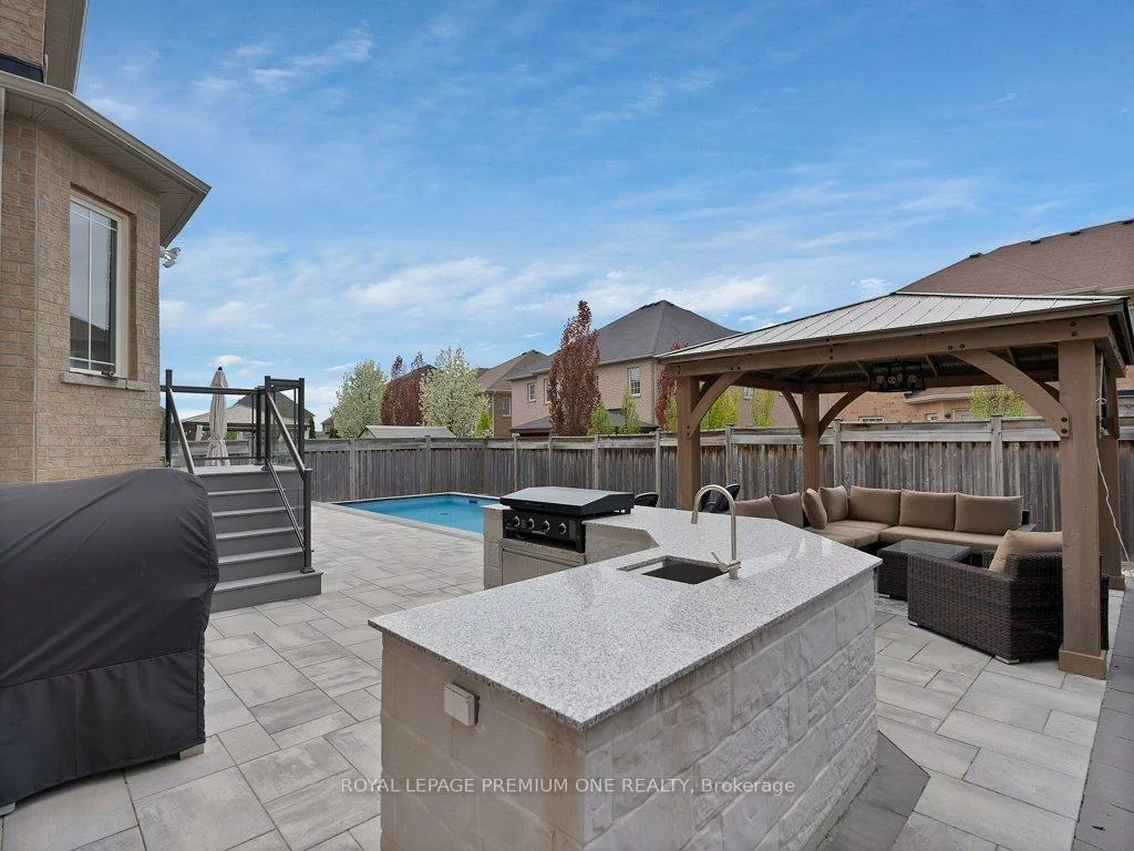 12, Anderson Cove, Nobleton, King