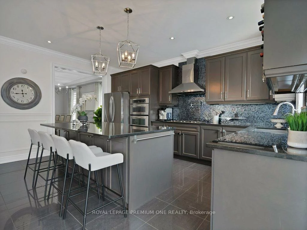 12, Anderson Cove, Nobleton, King