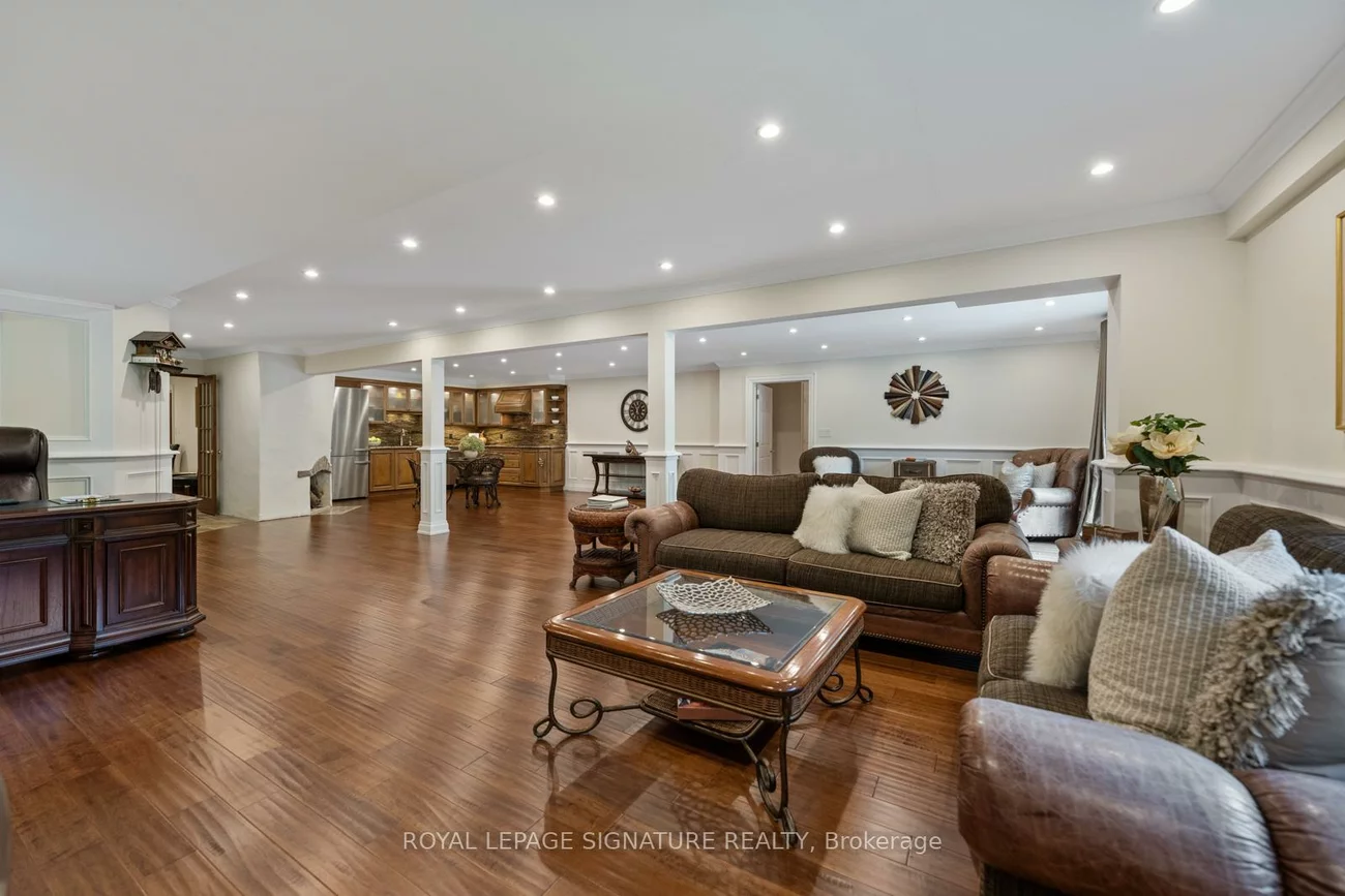 30, Kingswood, Rural King, King