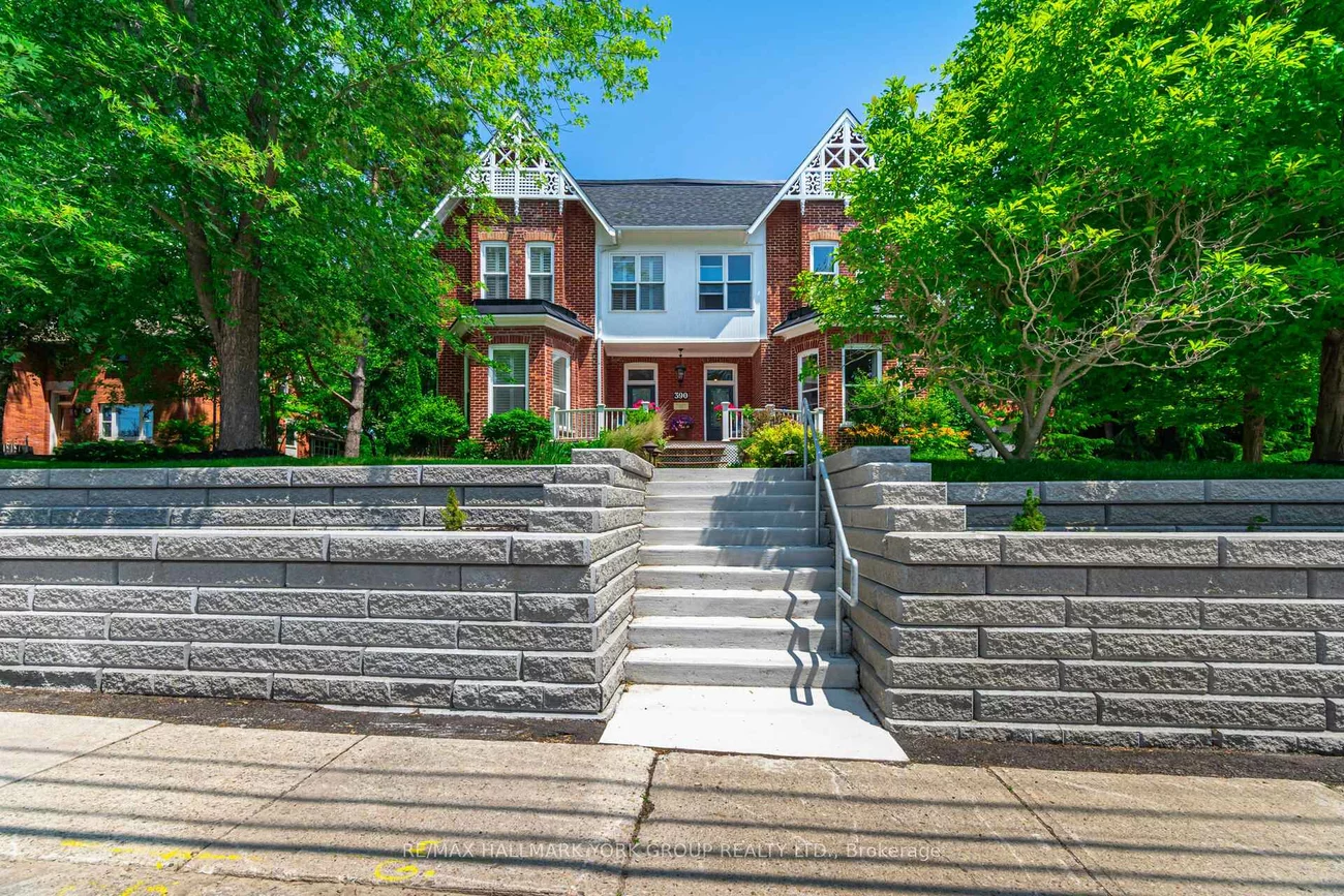 390, Main, Schomberg, King