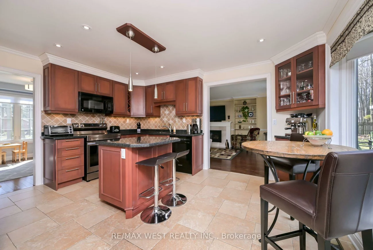24, Cedarwood, Nobleton, King