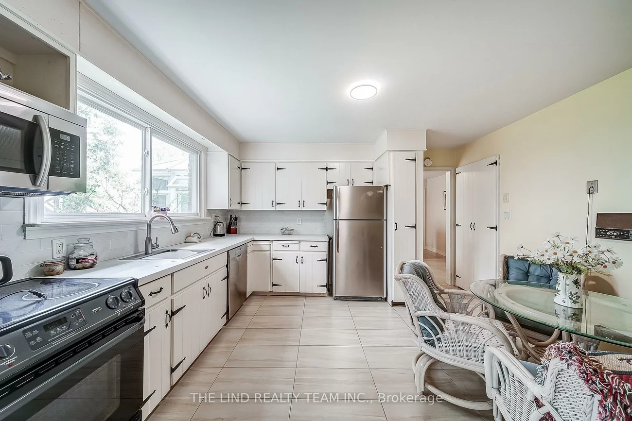 15809, Dufferin, Rural King, King