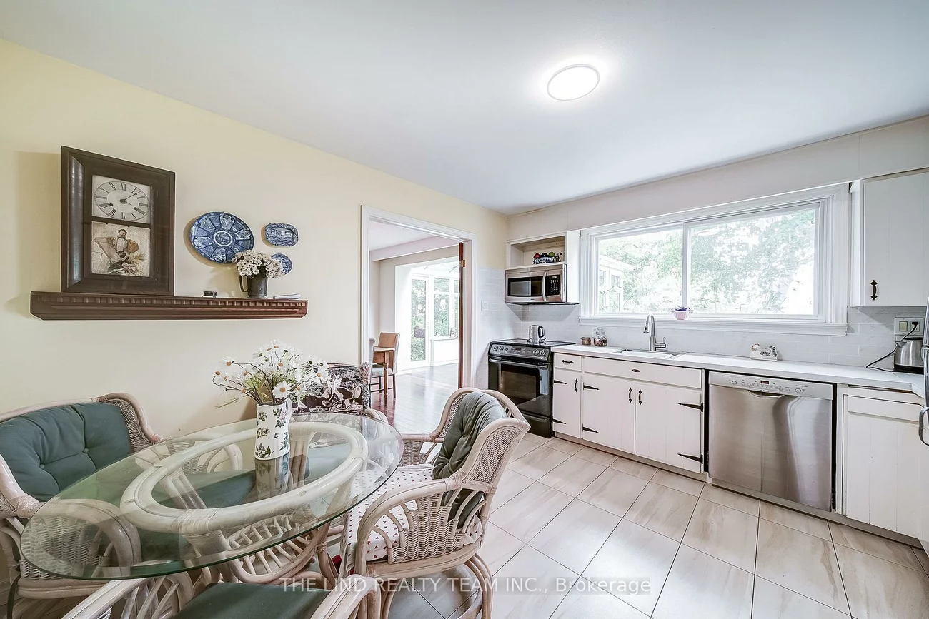 15809, Dufferin, Rural King, King