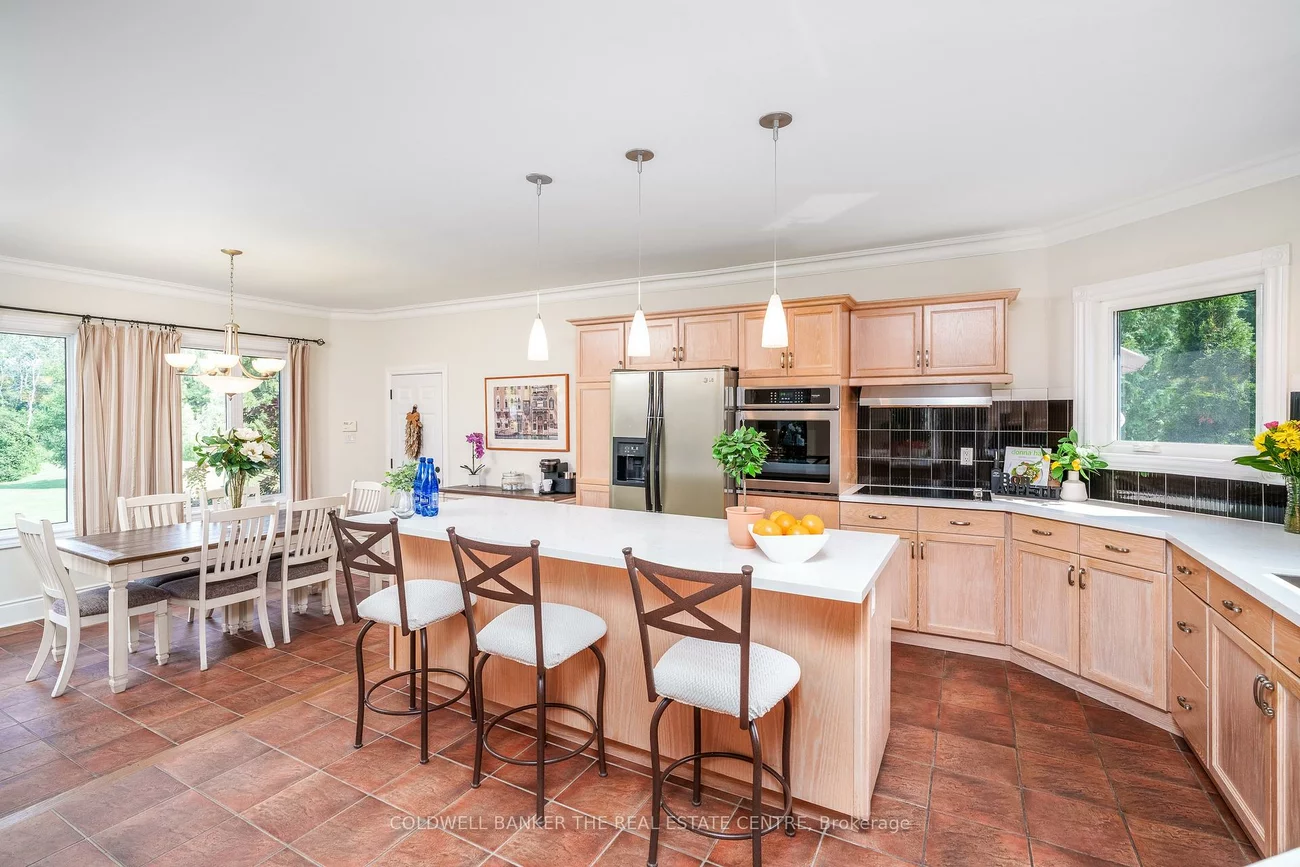 13715, Jane, King City, King