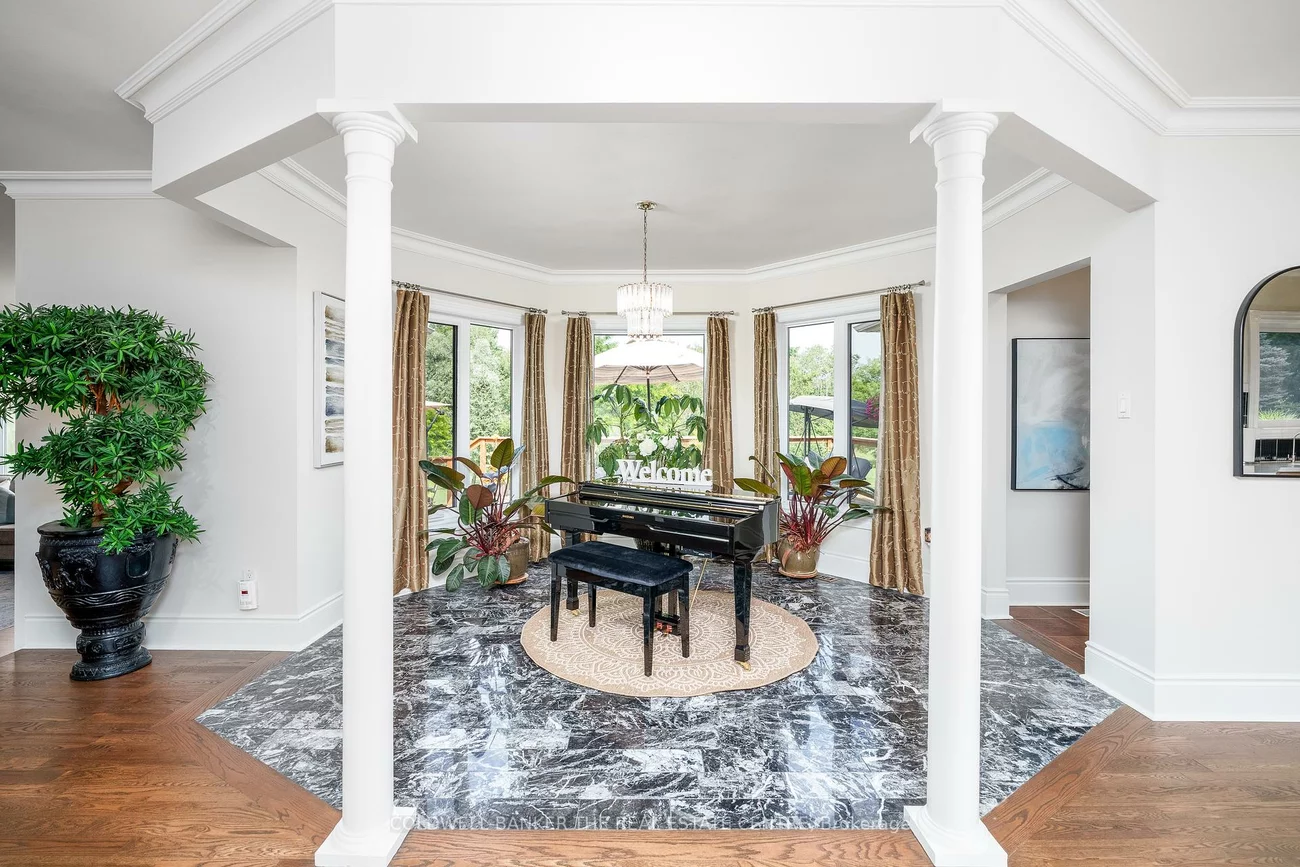 13715, Jane, King City, King