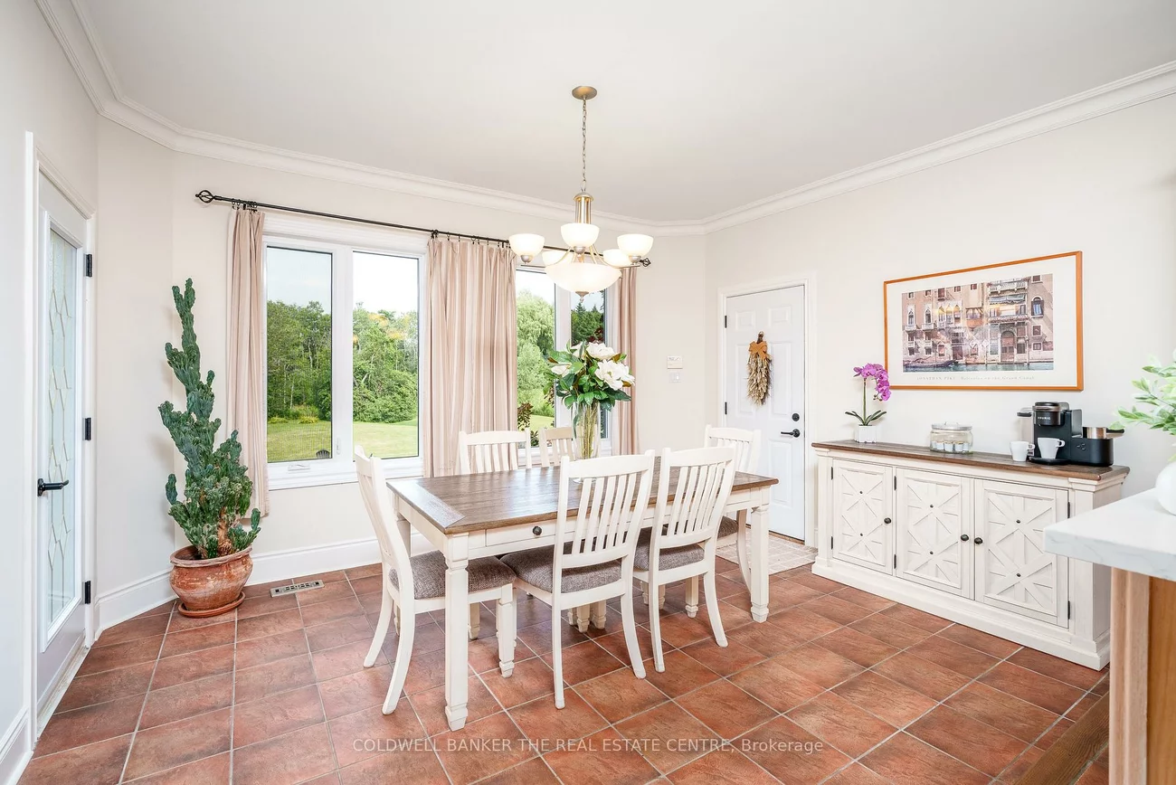 13715, Jane, King City, King