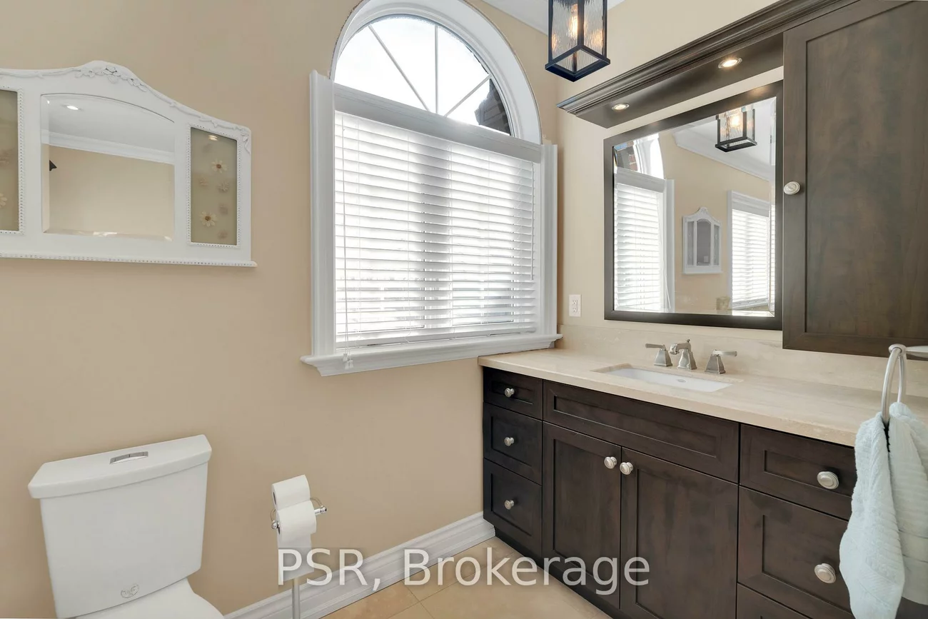 124, Elmpine, Rural King, King