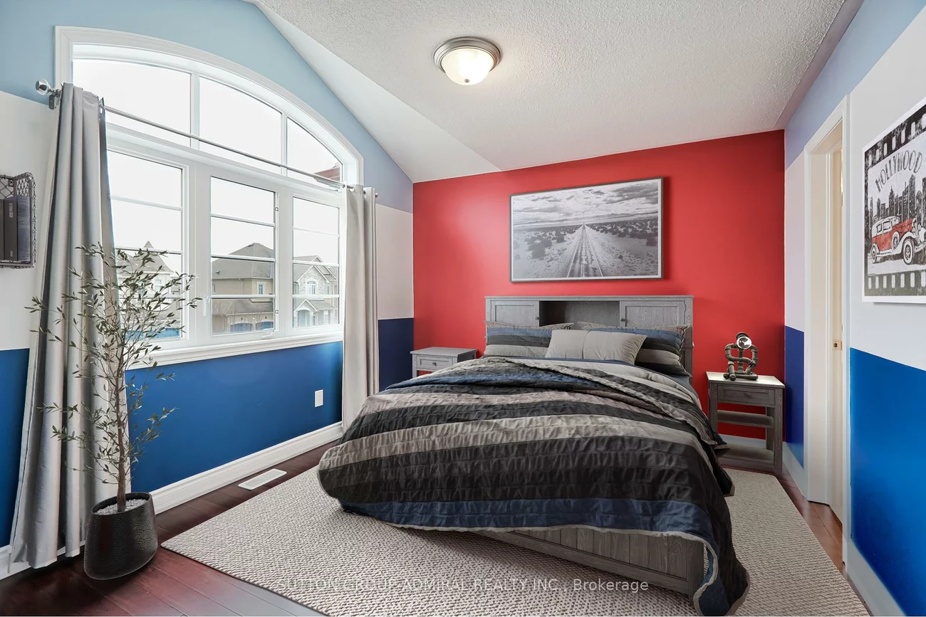 10, Bluff, Nobleton, King