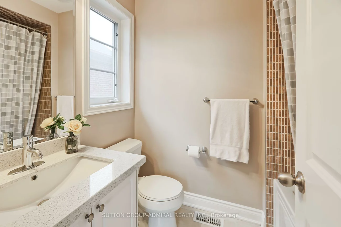 10, Bluff, Nobleton, King
