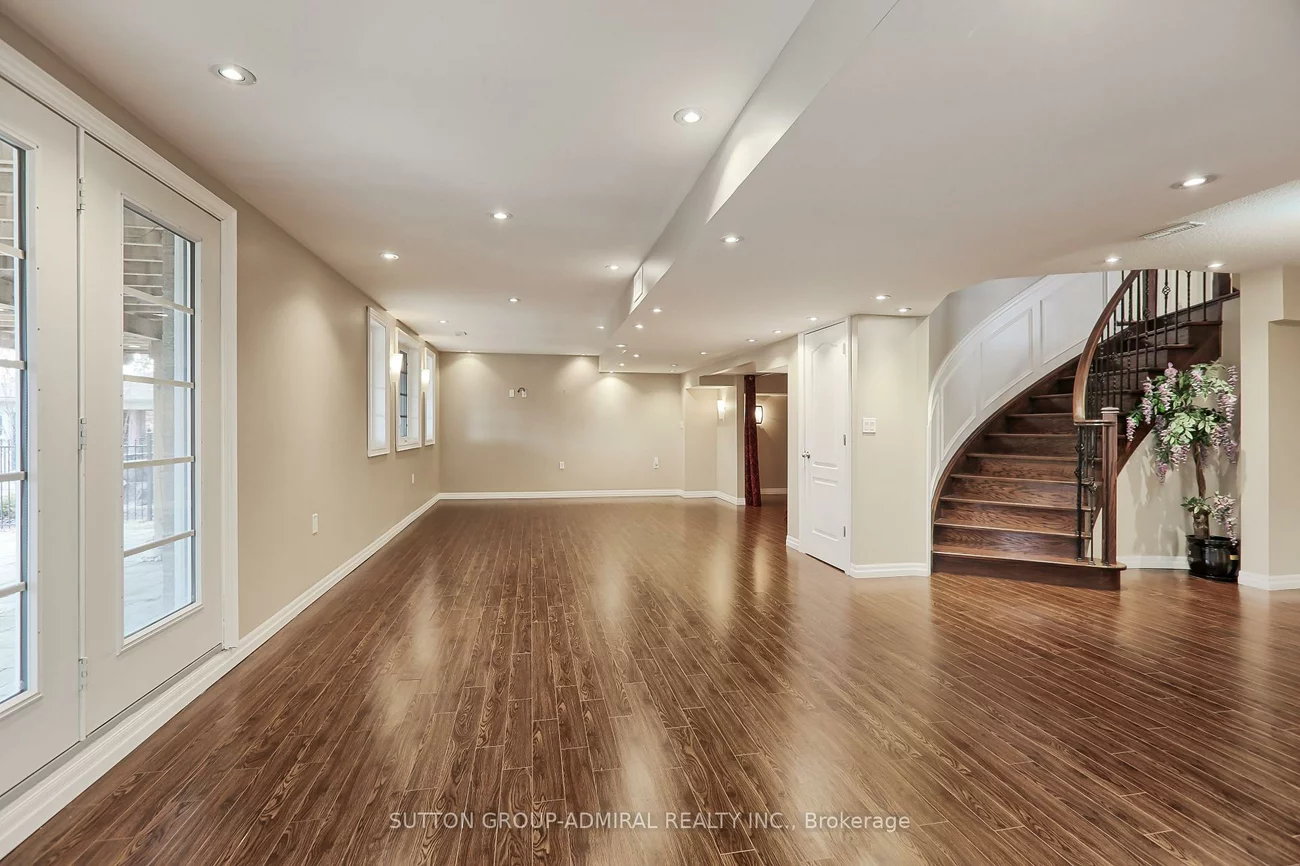 10, Bluff, Nobleton, King
