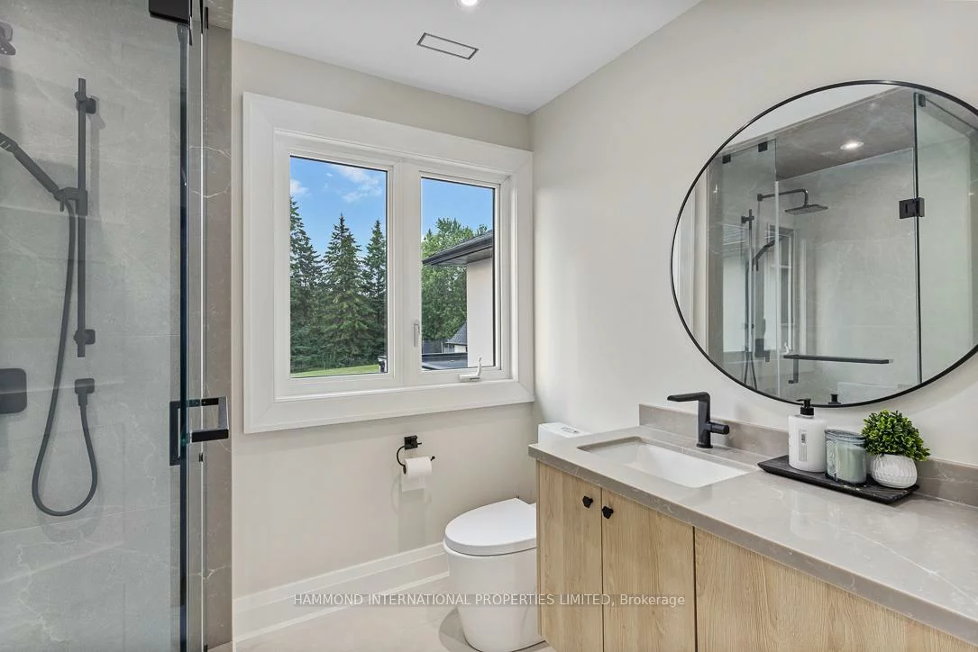 34, Humber Valley, King City, King