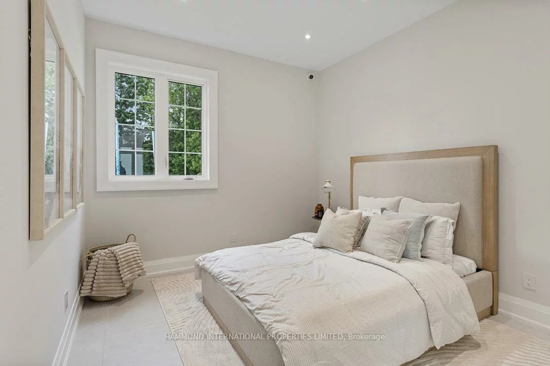 34, Humber Valley, King City, King