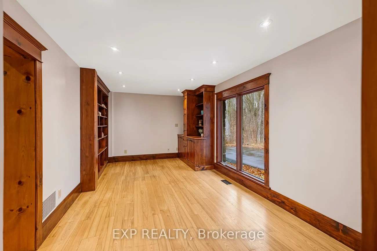 18340, Bathurst, Rural King, King