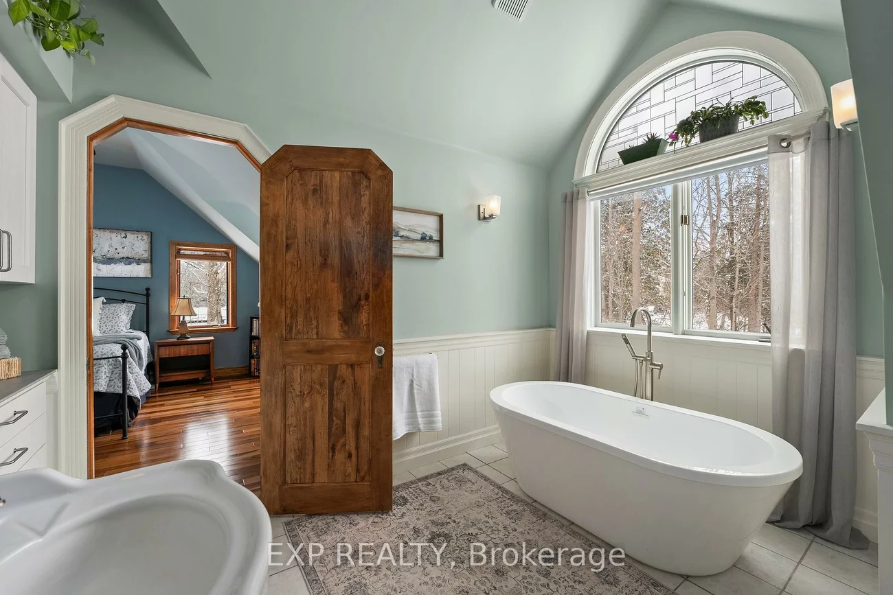 16171, 7th Concession, Pottageville, King