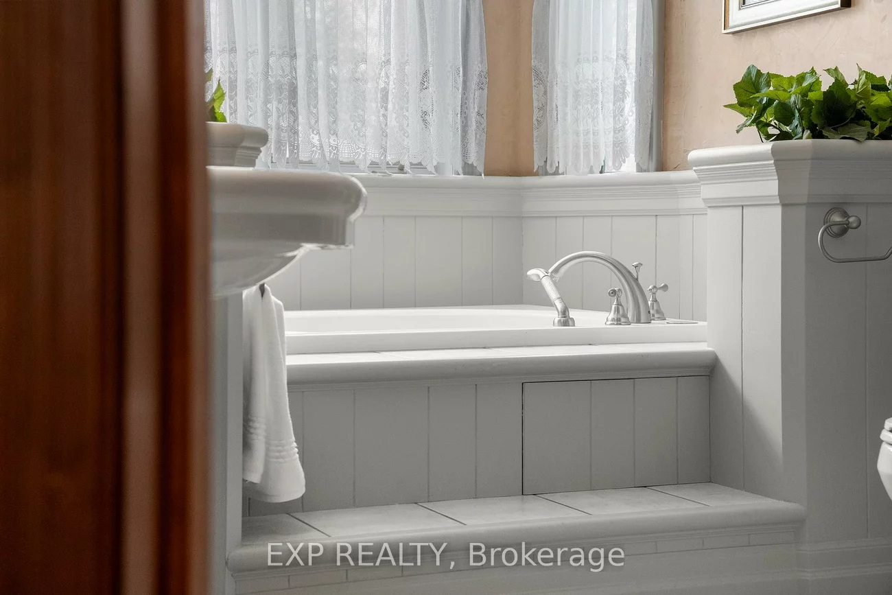 16171, 7th Concession, Pottageville, King