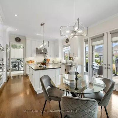 9, Larkin, Nobleton, King