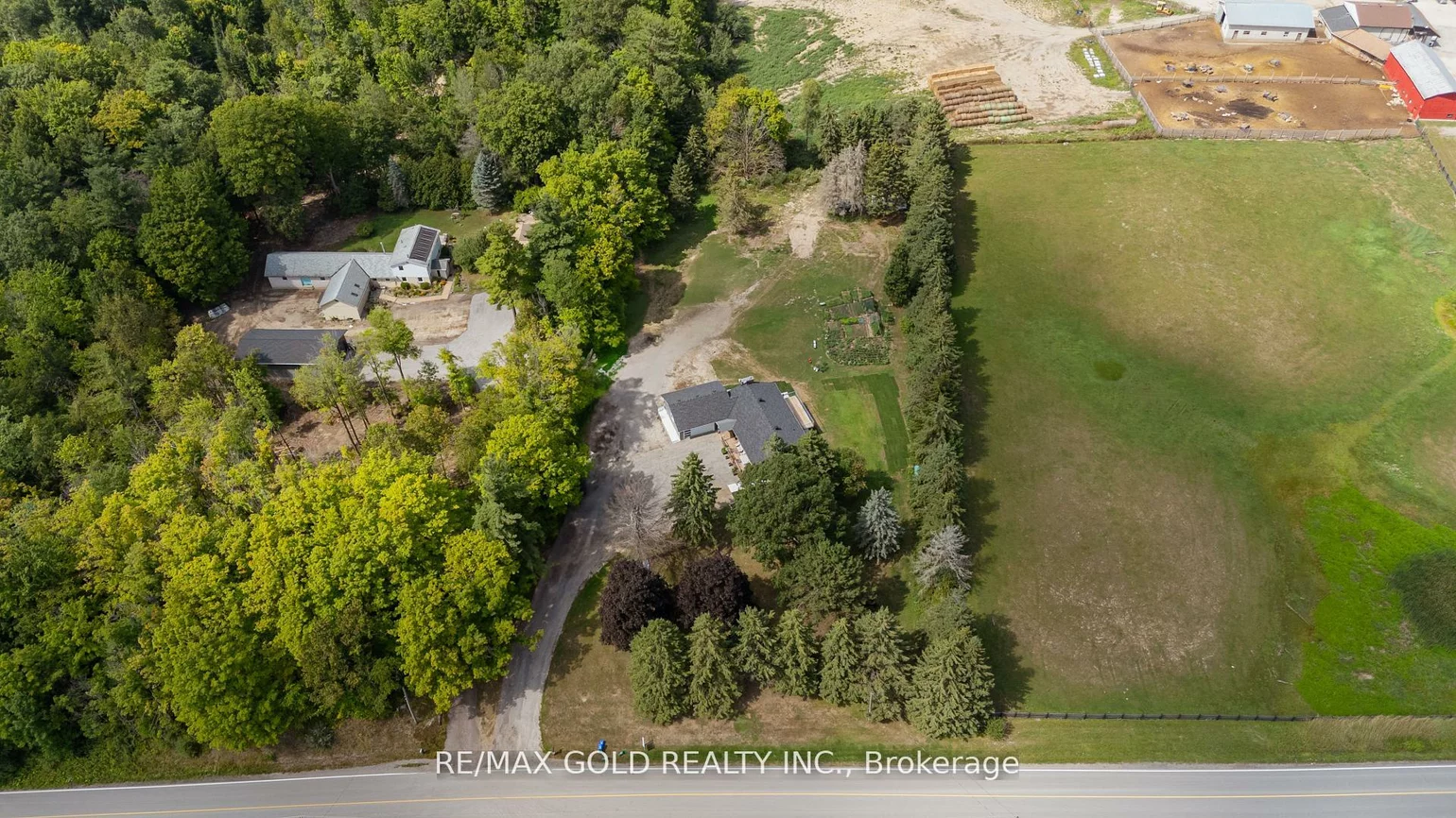 6820, 16th, Nobleton, King