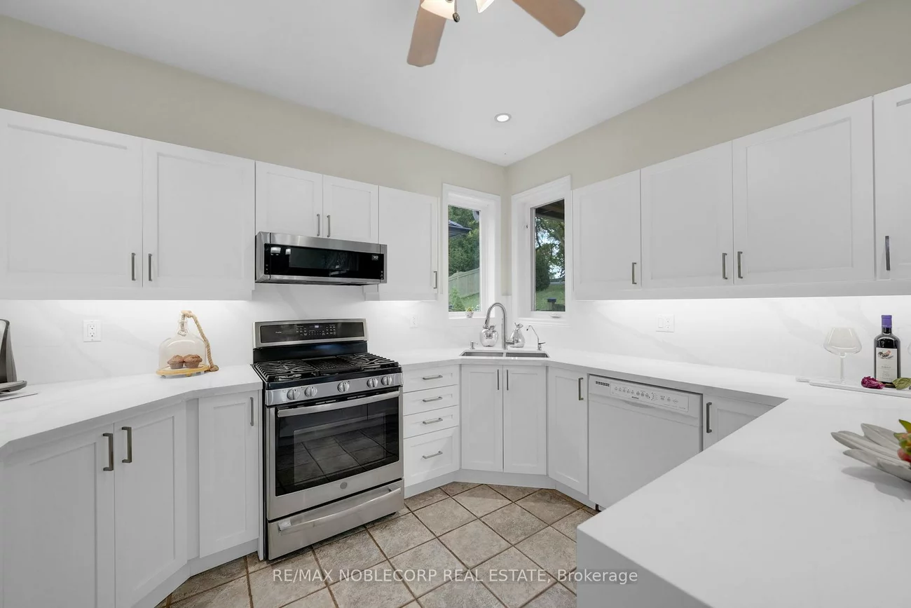 14, Willard Hunt, Schomberg, King