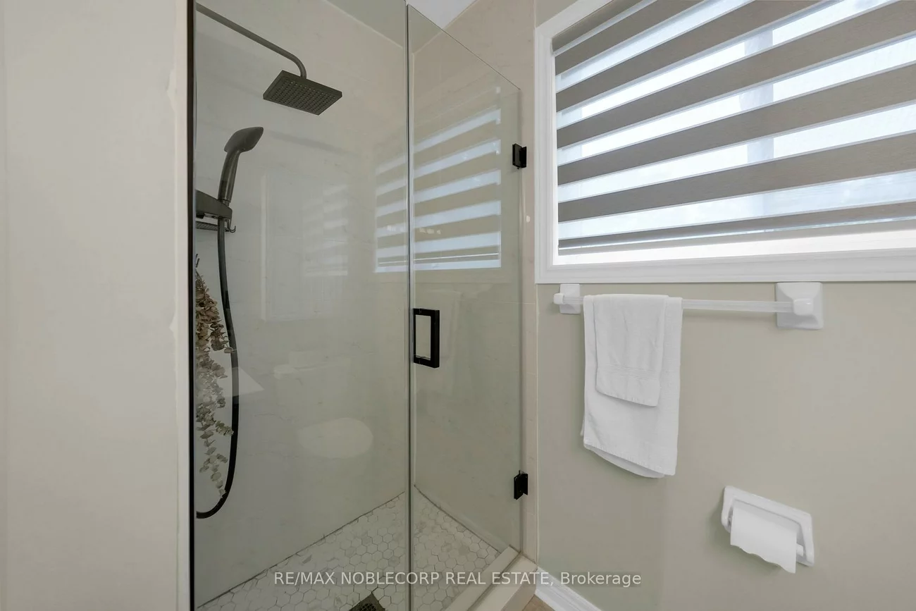 14, Willard Hunt, Schomberg, King