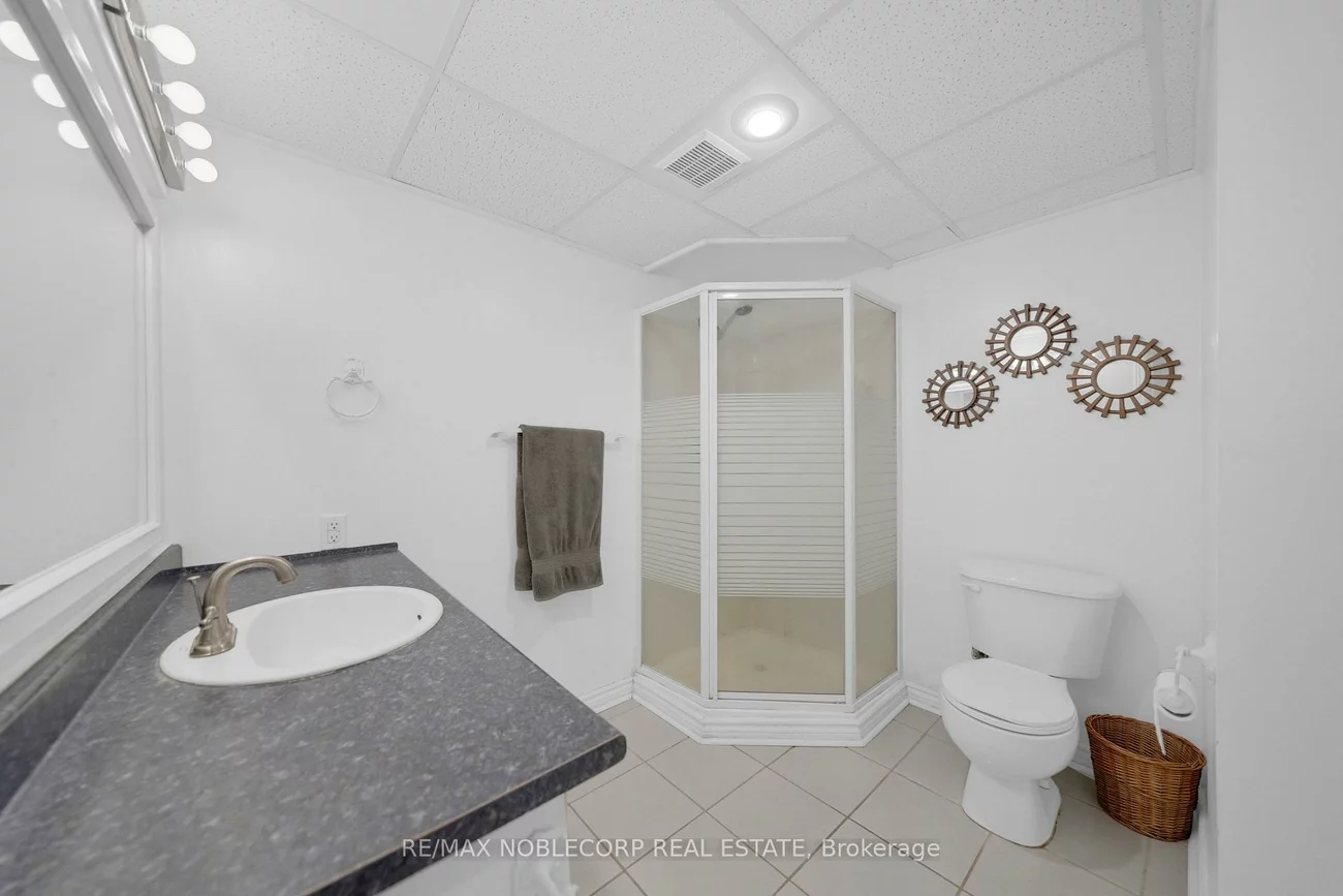 14, Willard Hunt, Schomberg, King