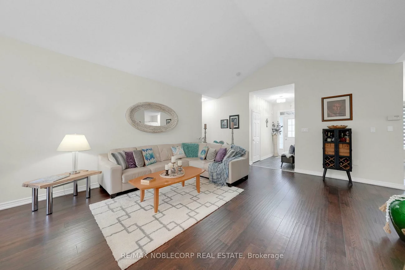 14, Willard Hunt, Schomberg, King