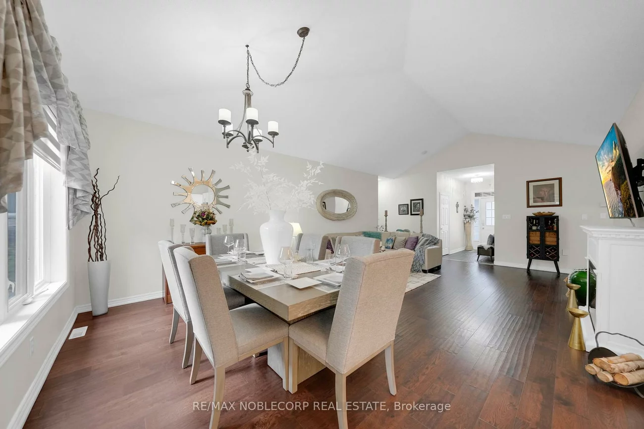 14, Willard Hunt, Schomberg, King