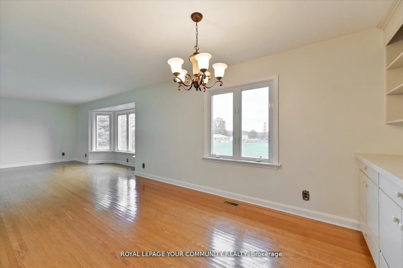 6162, Highway 9, Schomberg, King