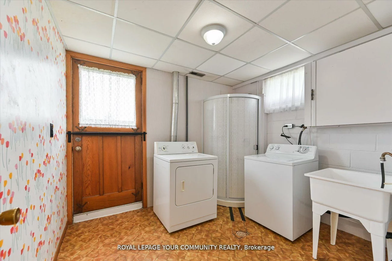 6162, Highway 9, Schomberg, King