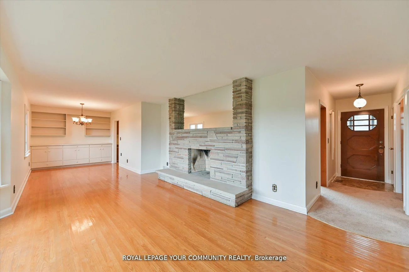 6162, Highway 9, Schomberg, King