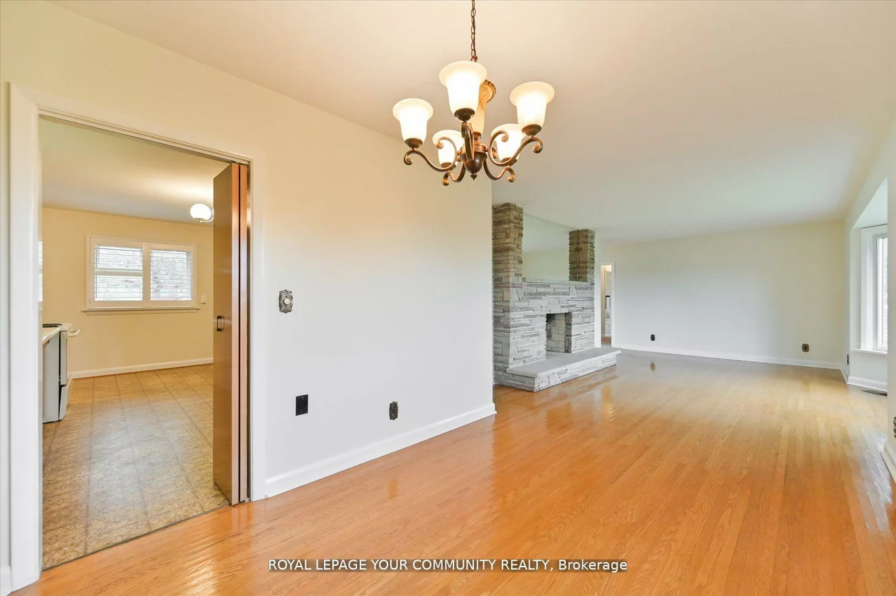 6162, Highway 9, Schomberg, King