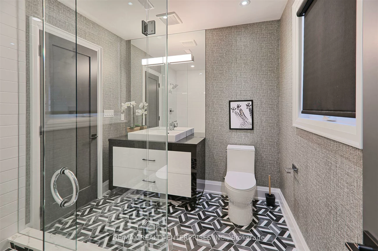 500, Warren, King City, King