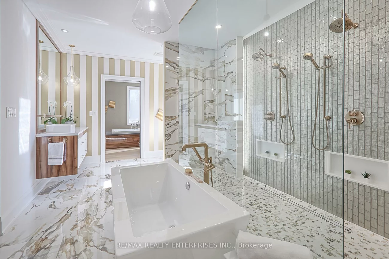 500, Warren, King City, King