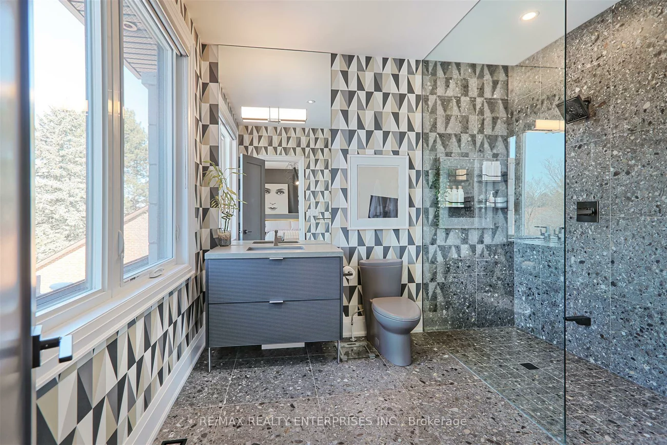 500, Warren, King City, King