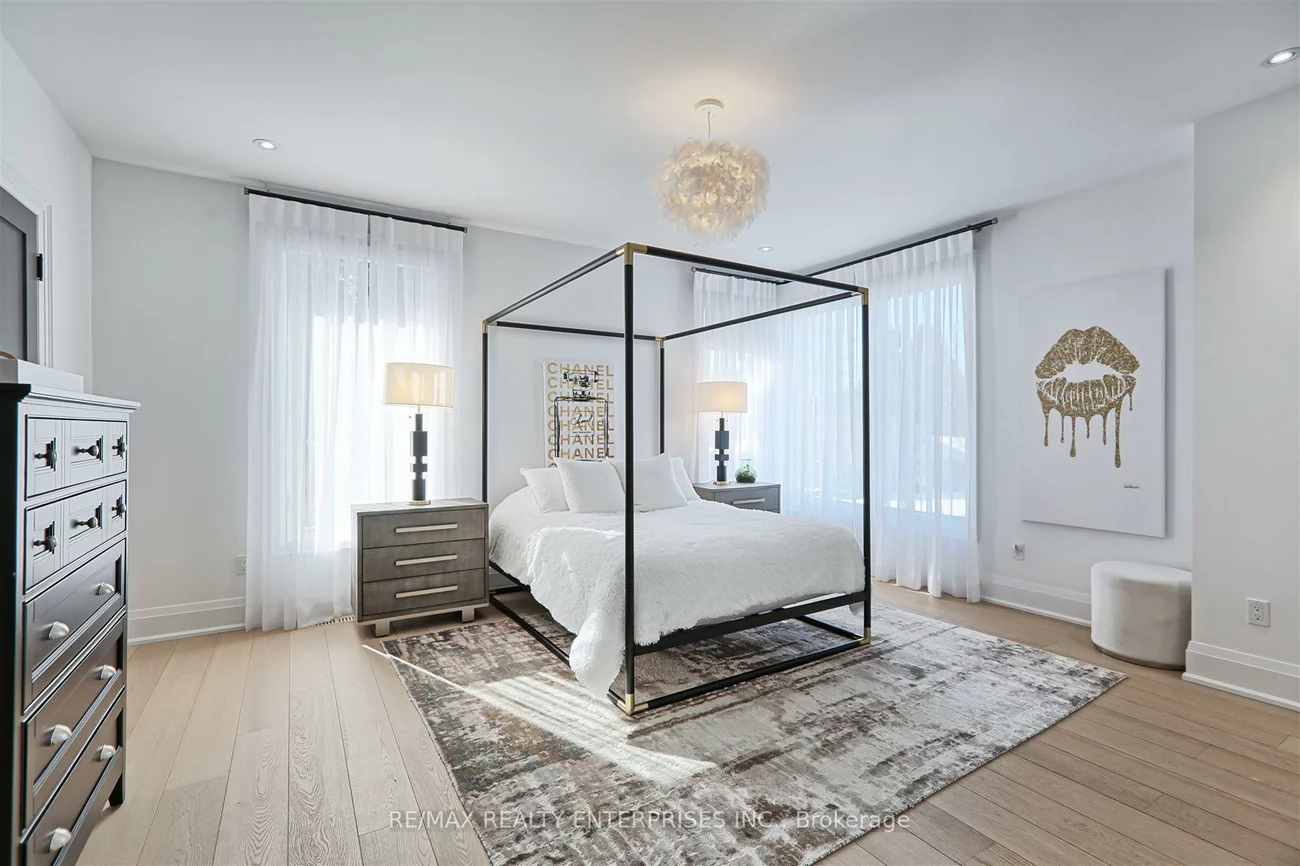 500, Warren, King City, King