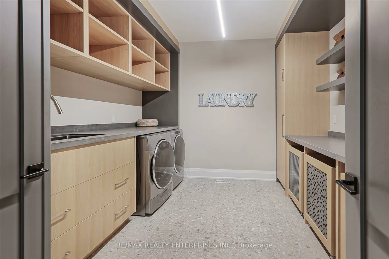 500, Warren, King City, King