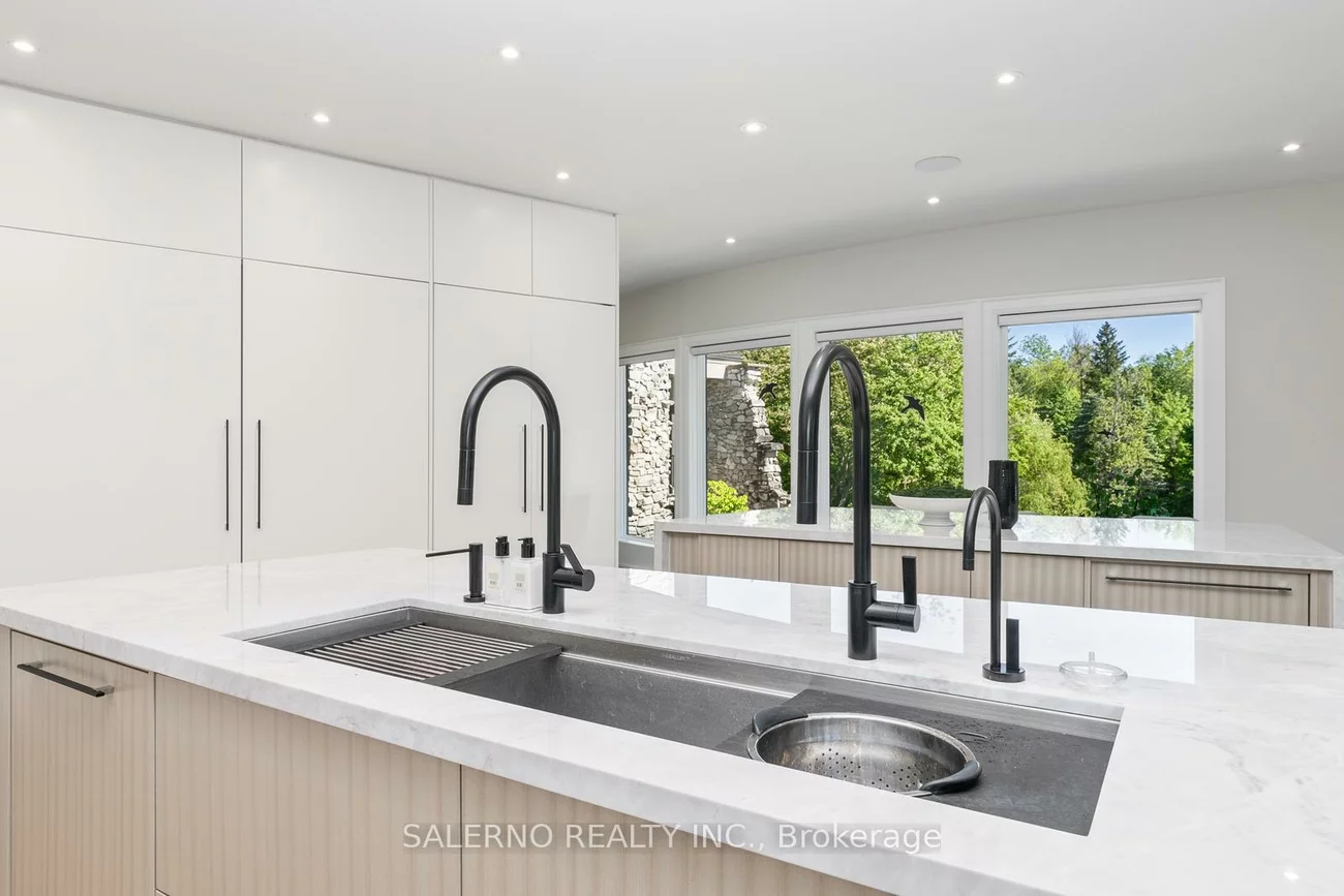 290, Kingscross, King City, King