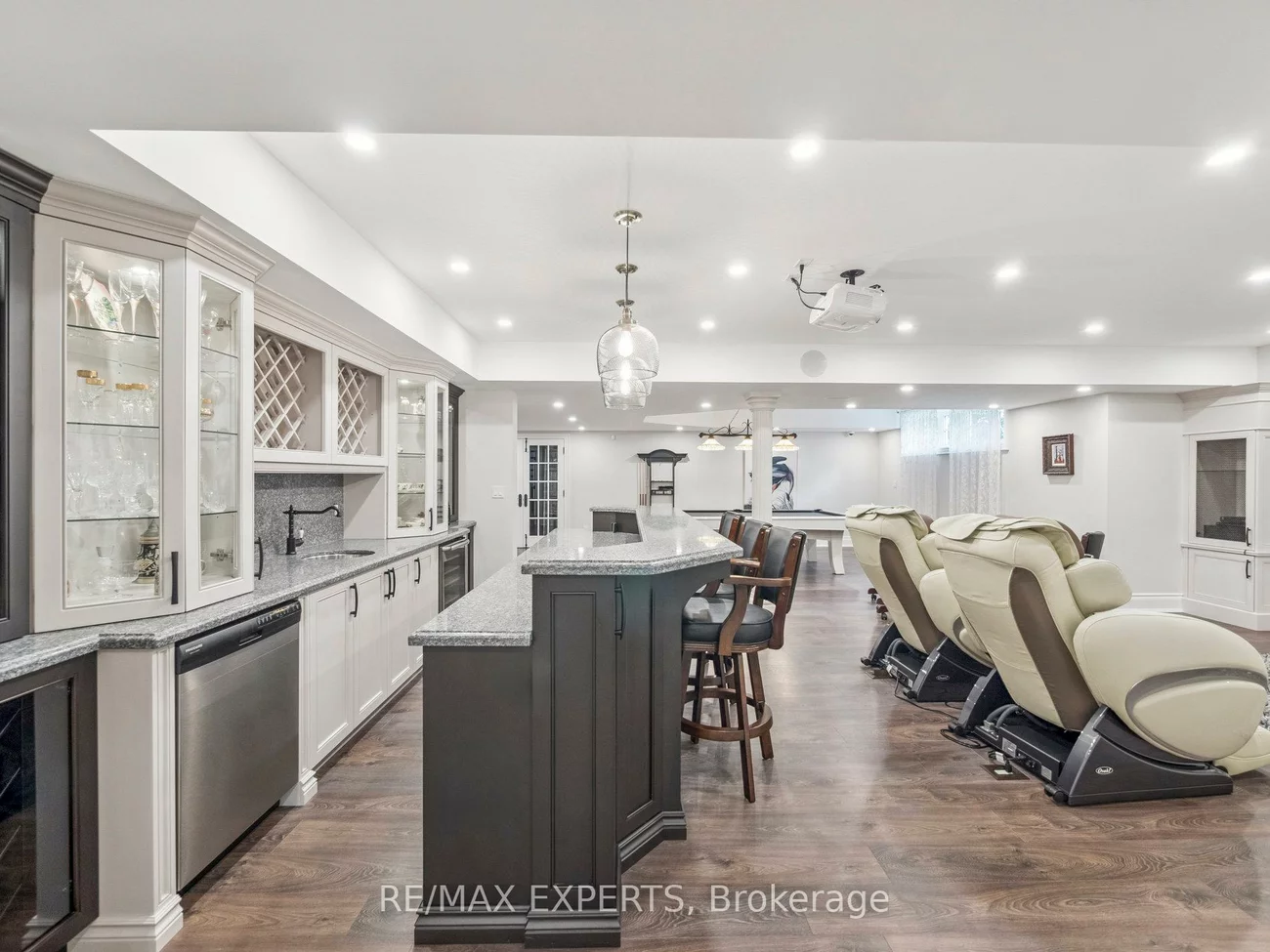 105, Eden Vale, Rural King, King