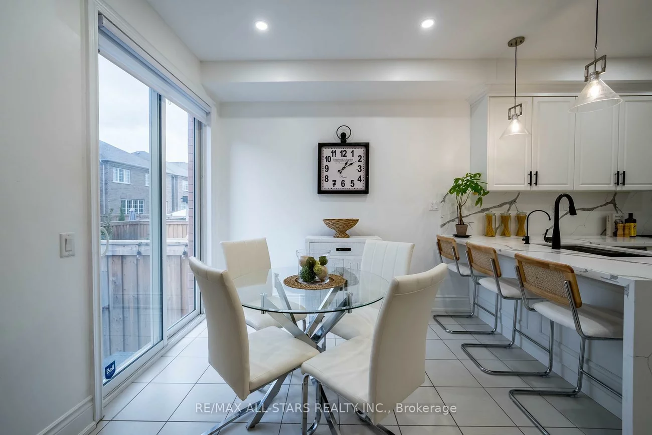 19, Kettle Valley, Nobleton, King