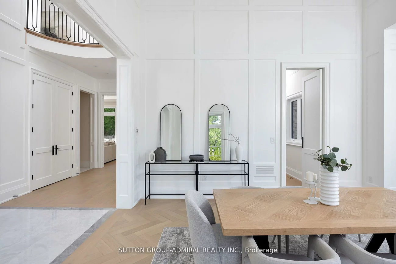 70, Elizabeth, Nobleton, King