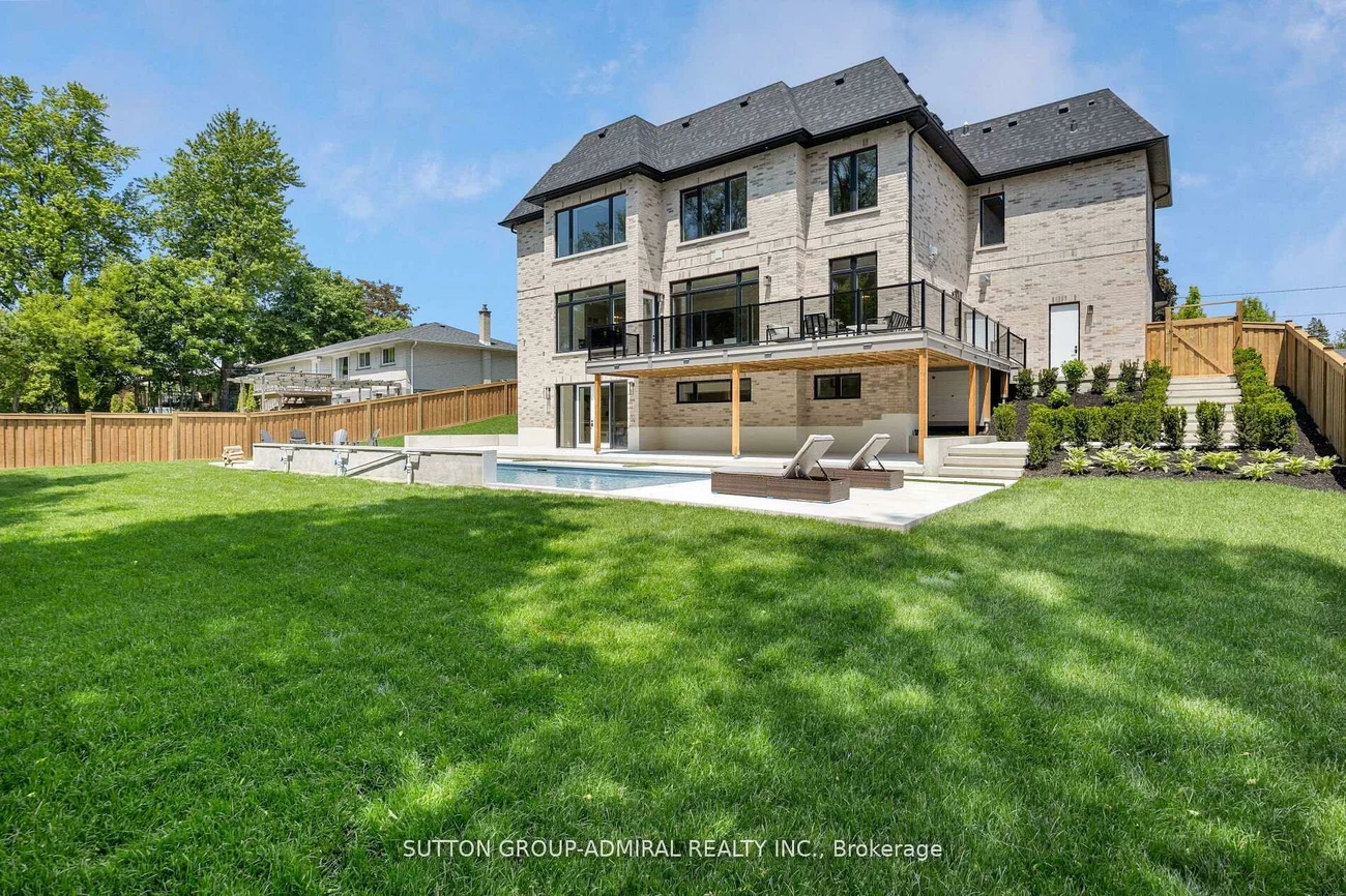 70, Elizabeth, Nobleton, King