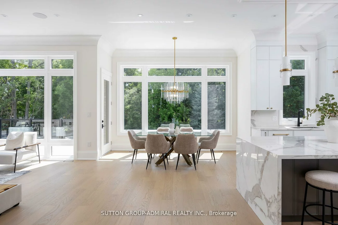 70, Elizabeth, Nobleton, King