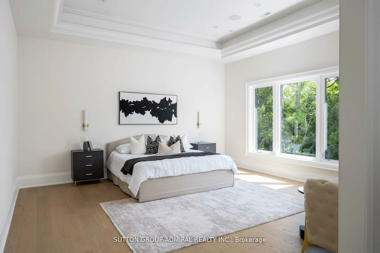 70, Elizabeth, Nobleton, King