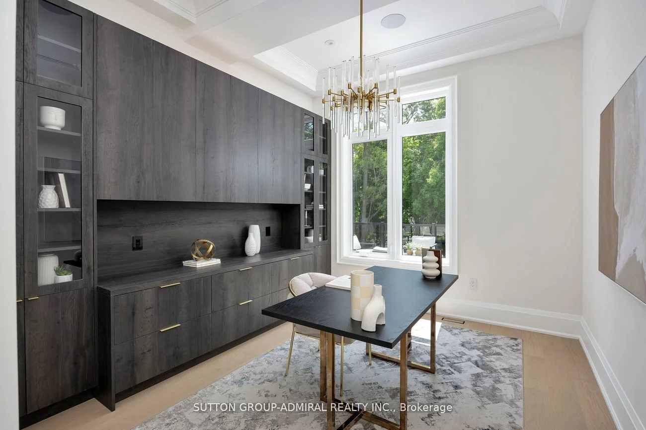 70, Elizabeth, Nobleton, King