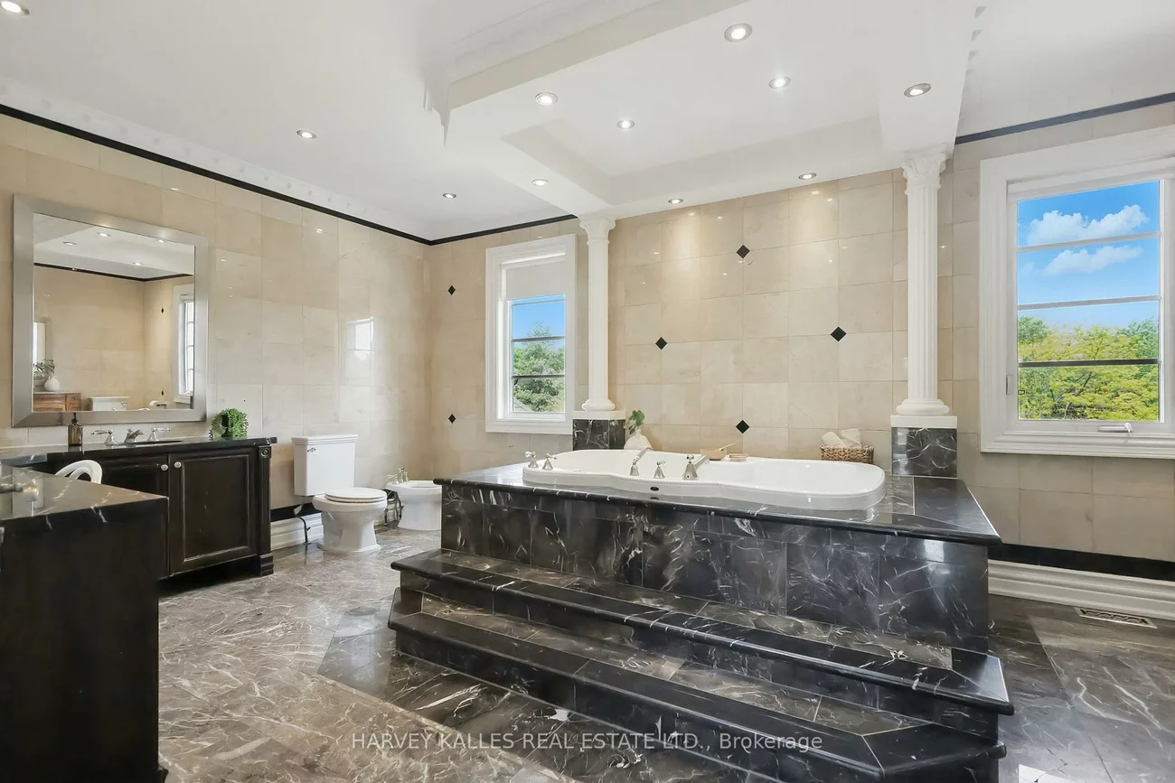 443, Dearbourne, King City, King