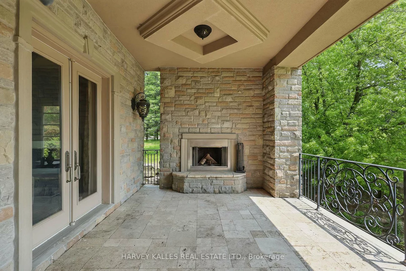 443, Dearbourne, King City, King