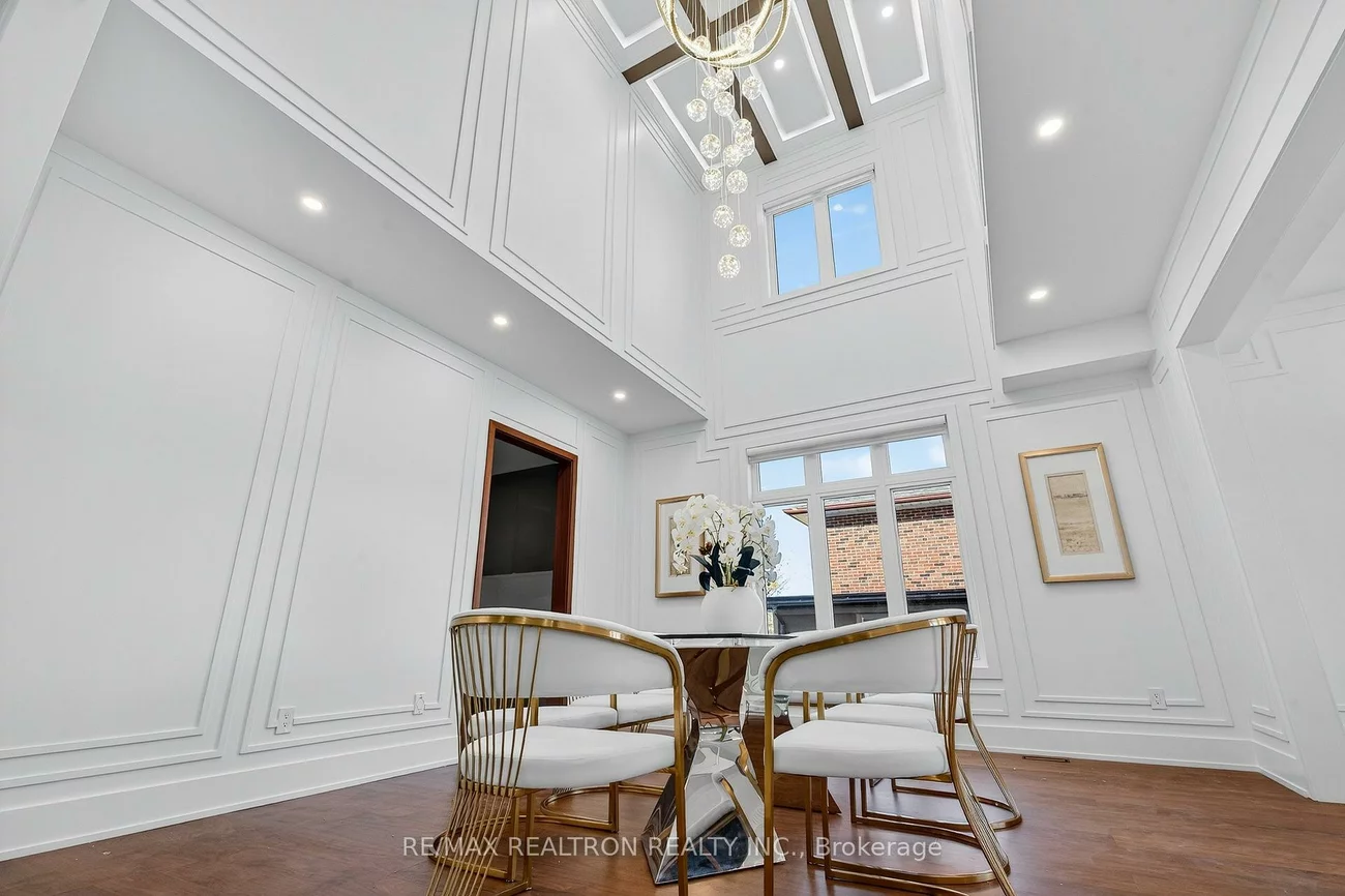 30, Banner, King City, King