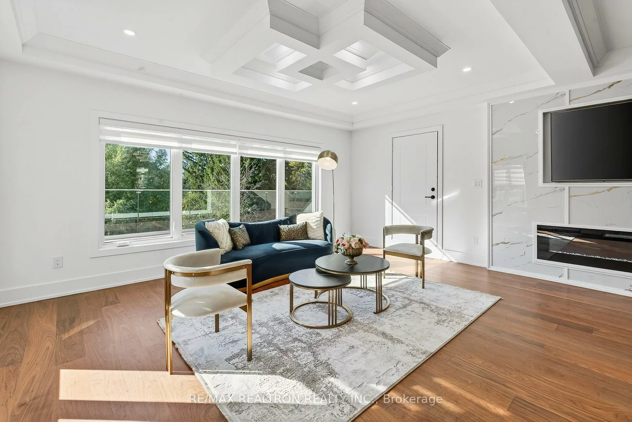 30, Banner, King City, King