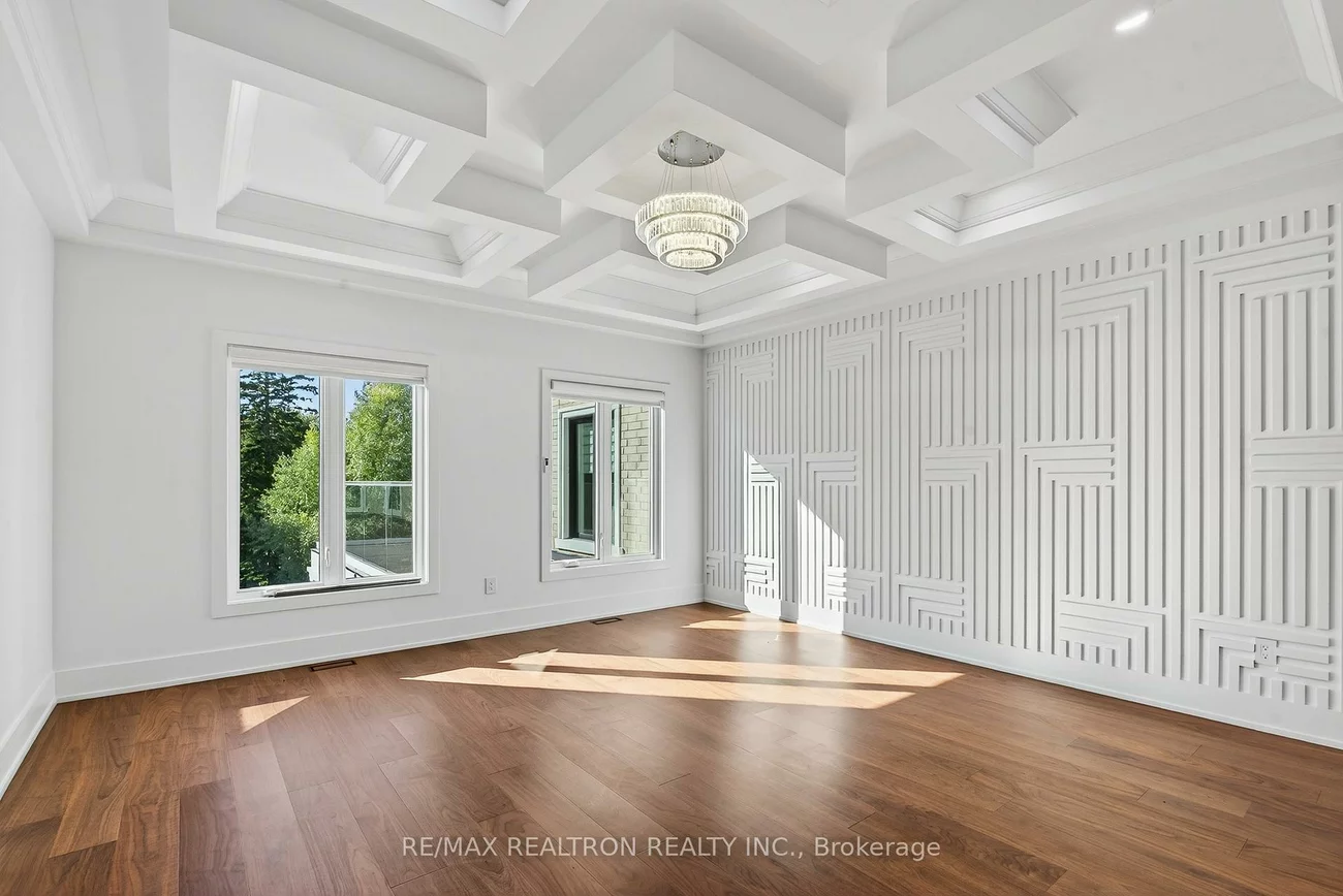 30, Banner, King City, King