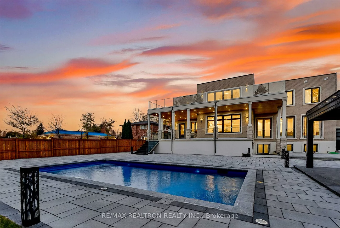 30, Banner, King City, King