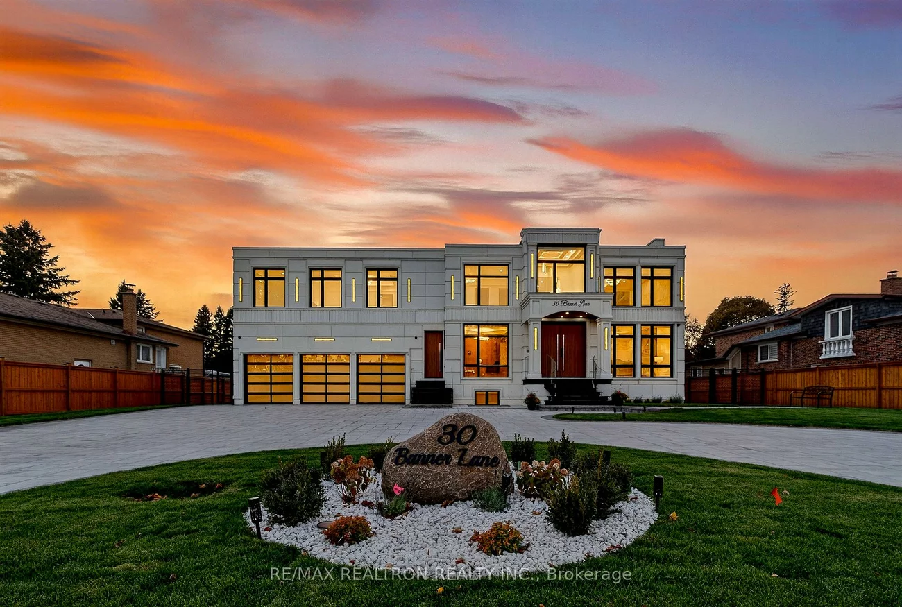 30, Banner, King City, King